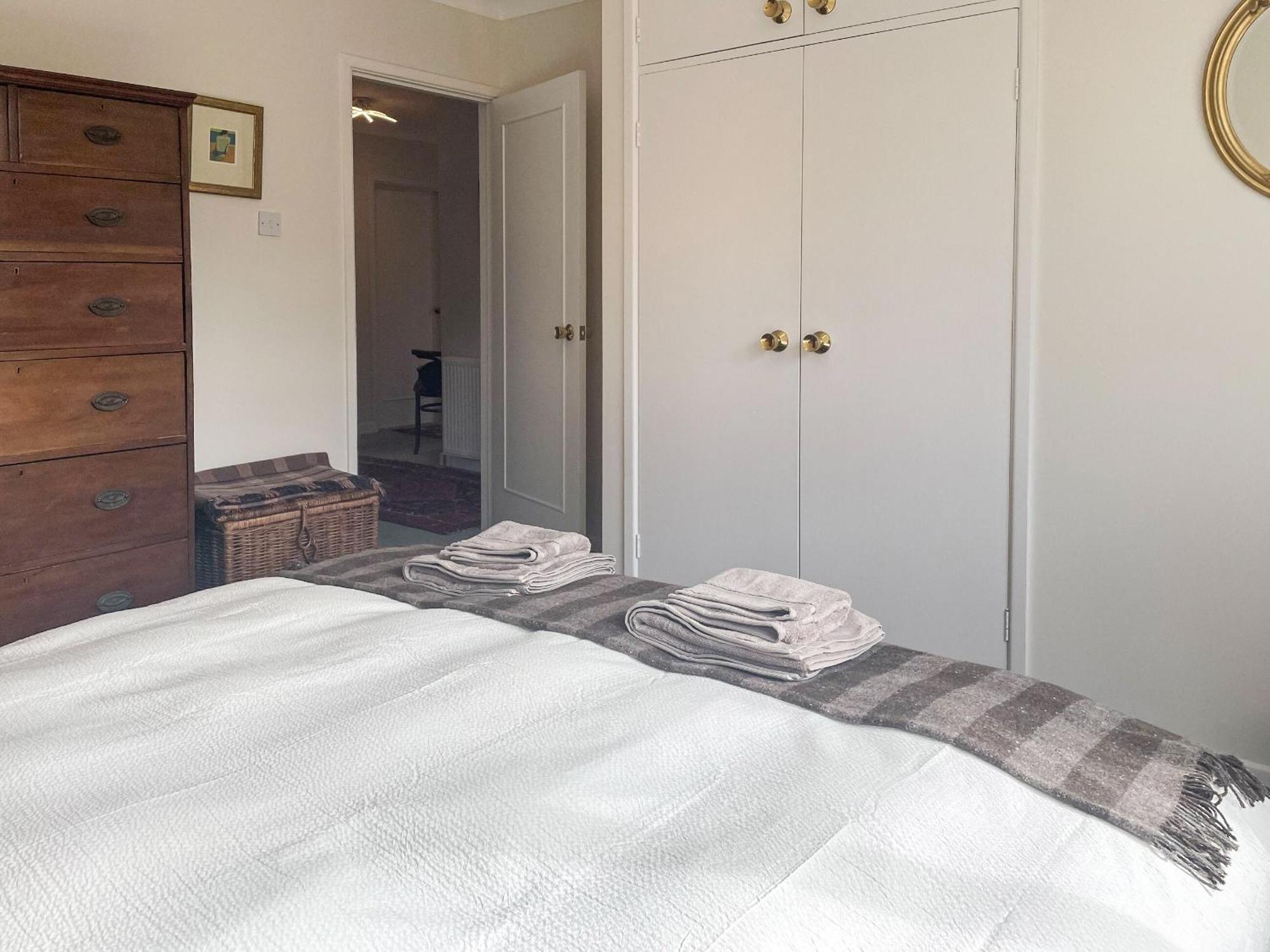 Millbrook Villa Bere Regis Kültér fotó